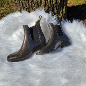 Black Shiny Rain Boots